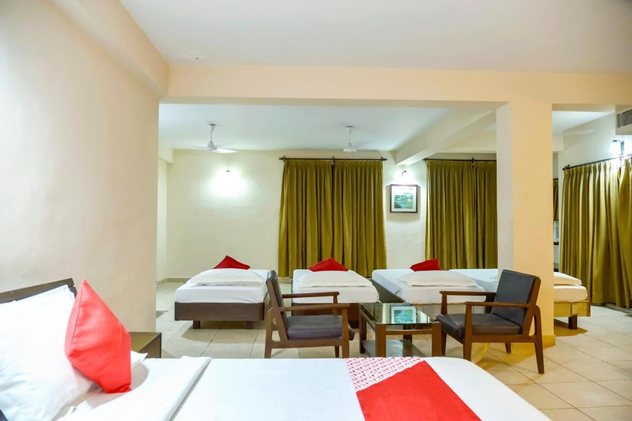 Oyo 15149 Hotel Ajoy Minar Mandarmani Exterior foto