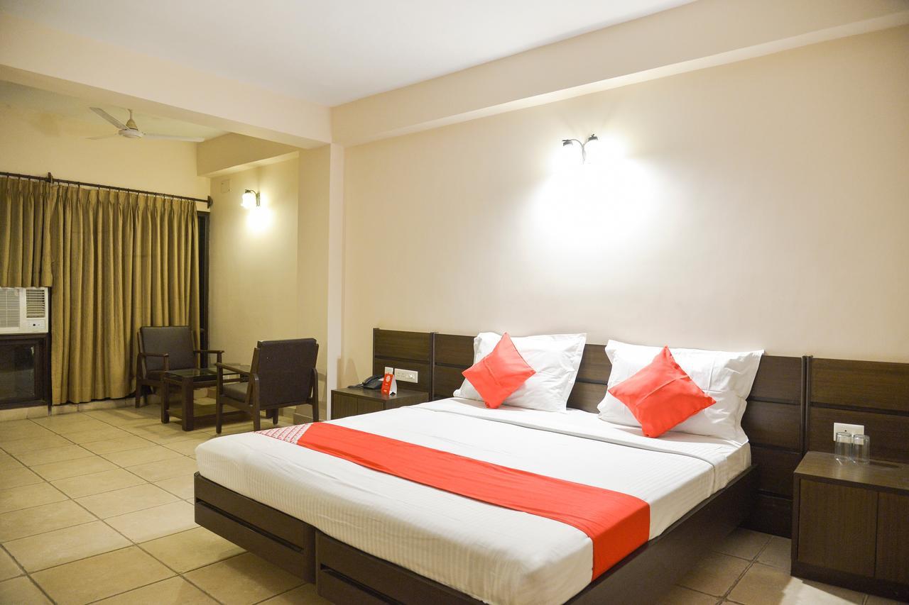 Oyo 15149 Hotel Ajoy Minar Mandarmani Exterior foto